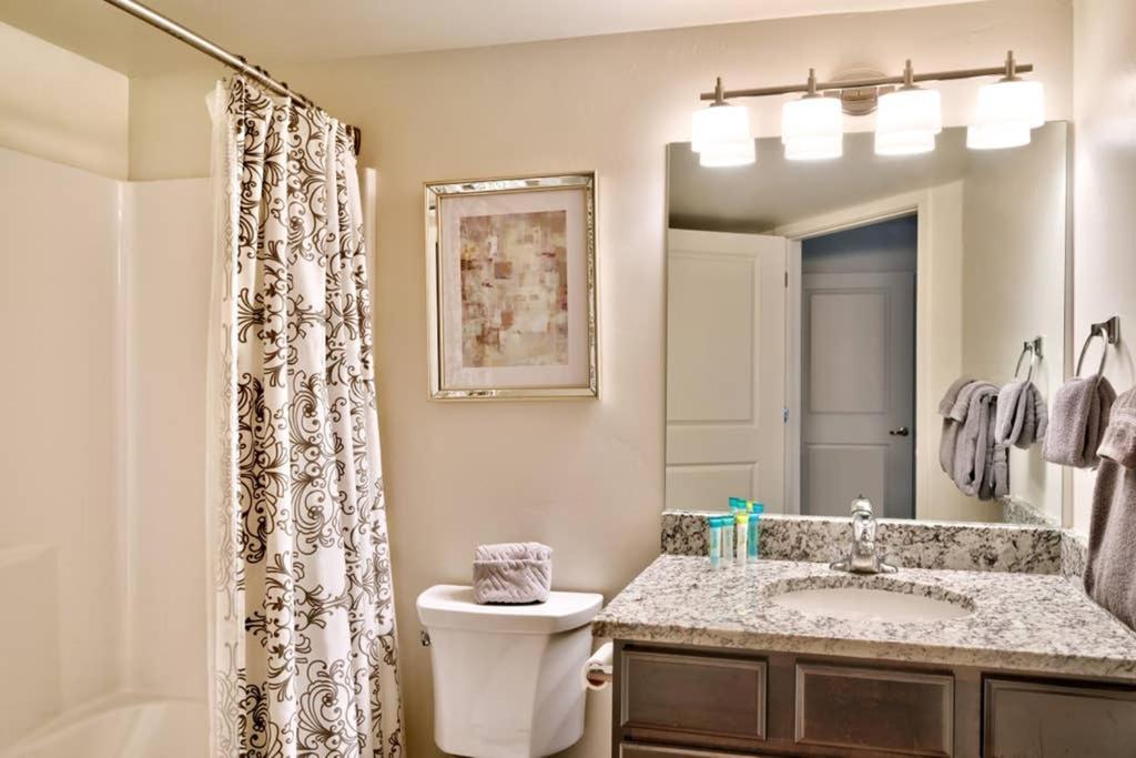 6H Spacious Redcliff Condo, Pool & Hot Tub Moab Exterior foto